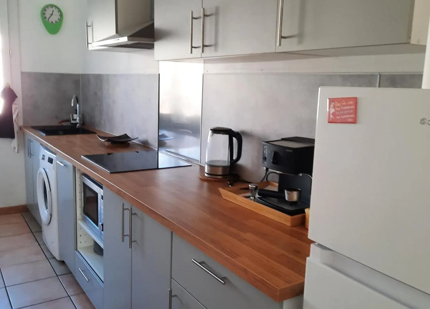 Homestay Grande Chambre Lumineuse Chez L'Habitant Aix-en-Provence